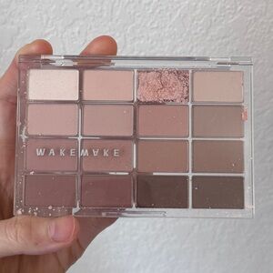 Wakemake Soft Blurring Eye Palette